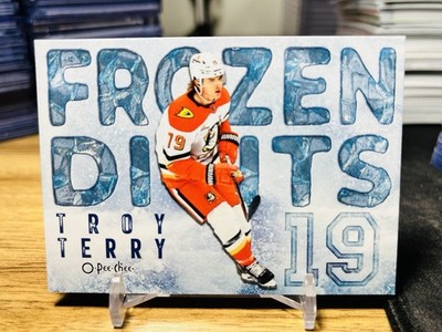 2025-26 O-Pee-Chee Troy Terry Frozen Digits Case Hit SP #FD-19 Ducks   