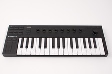 Native Instruments Komplete Kontrol M32 32Key...