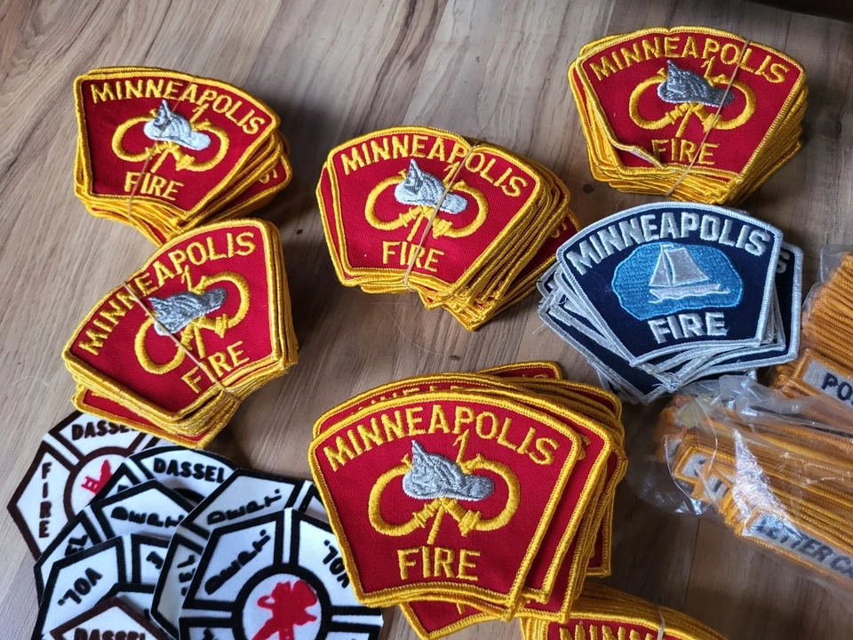 Lot Of 300+ Variety Of Patches - New - Image 2 of 4