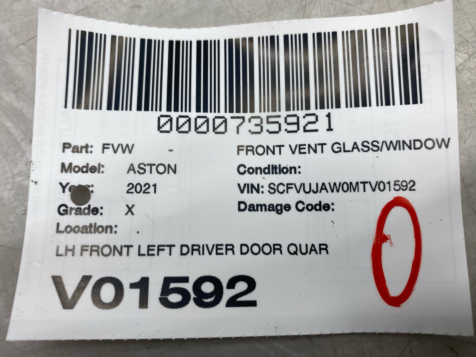Aston Martin DBX 2020-2025 Front Left Quarter glass