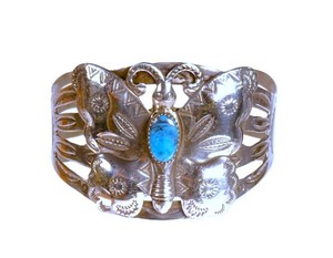 Vintage Navajo Butterfly Cuff ca. 1950  Size 5.25" + 1" Gap x 1.5625" W