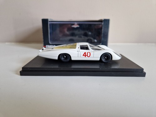 Ebbro 1/43 Porsche 907 Rindt/Mitter - Test Day, Le Mans 1967 - 44276 - Picture 3 of 7