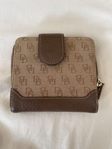 vintage dooney bourke wallet