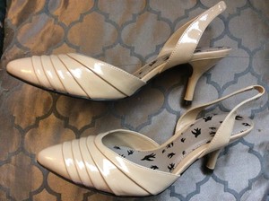 leopard print slingbacks