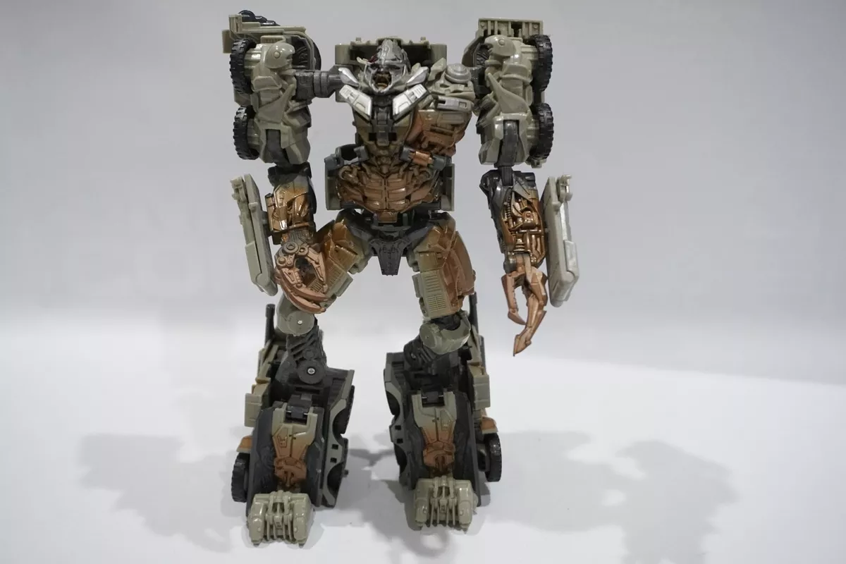 Transformers Studio Series Dark of the Moon Megatron Figure 34