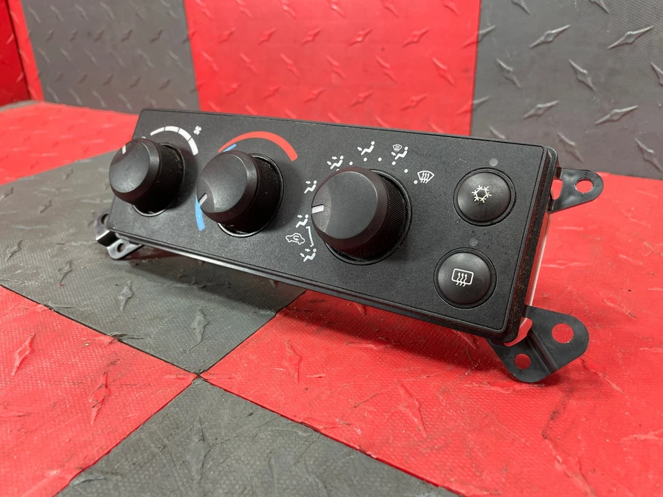 2006-2007 Dodge Ram HVAC aquecedor de zona única controles CA OEM# 55056755AB - Imagem 4 de 4