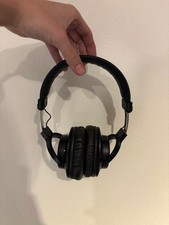 audio-technica ATH-PRO5X DJ headphones