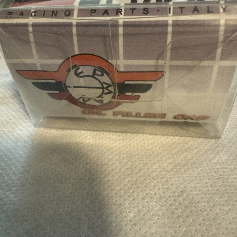 EPMAN Gris TAPA ACEITE MOTOR BILLET PARA SUBARU (DG) Foto 3 de 4