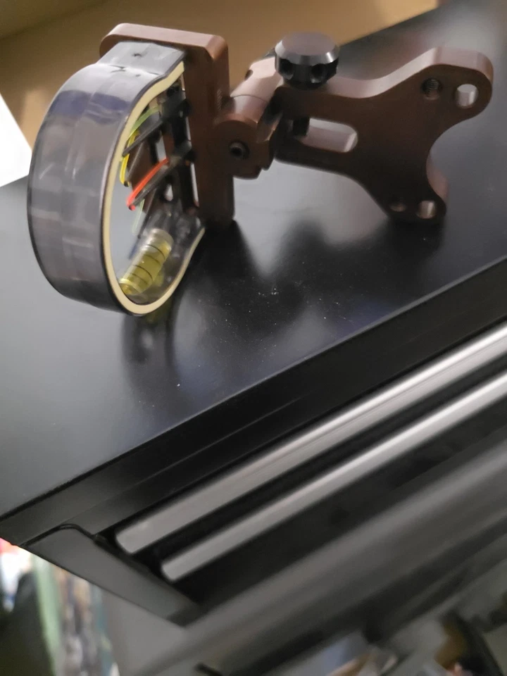 Hoyt EE. UU. - Mira de arco de 4 pines - Derecha - Tiro con arco - Usada Foto 3 de 4