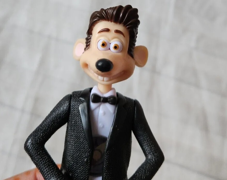 Flushed Away Roddy Rat McDonalds compass belly some articulation figure