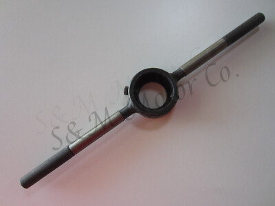 DIE STOCK HANDLE TOOL 1 1/2  BORE ROUND THREADING DIE HOLDER BSA TRIUMPH NORTON
