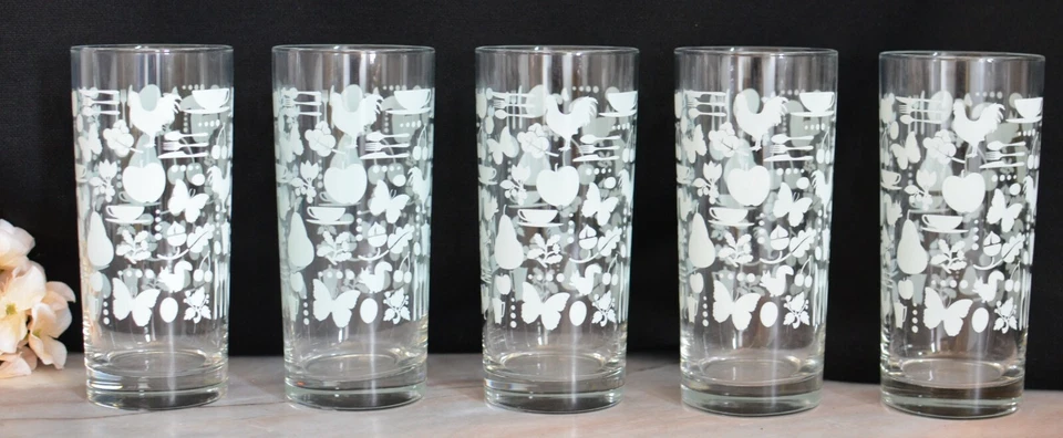 Set of 5 Blue and Clear Glass Tumblers Kitchen/ Farm Design/ Squirrel, Apples - Image 2 of 4