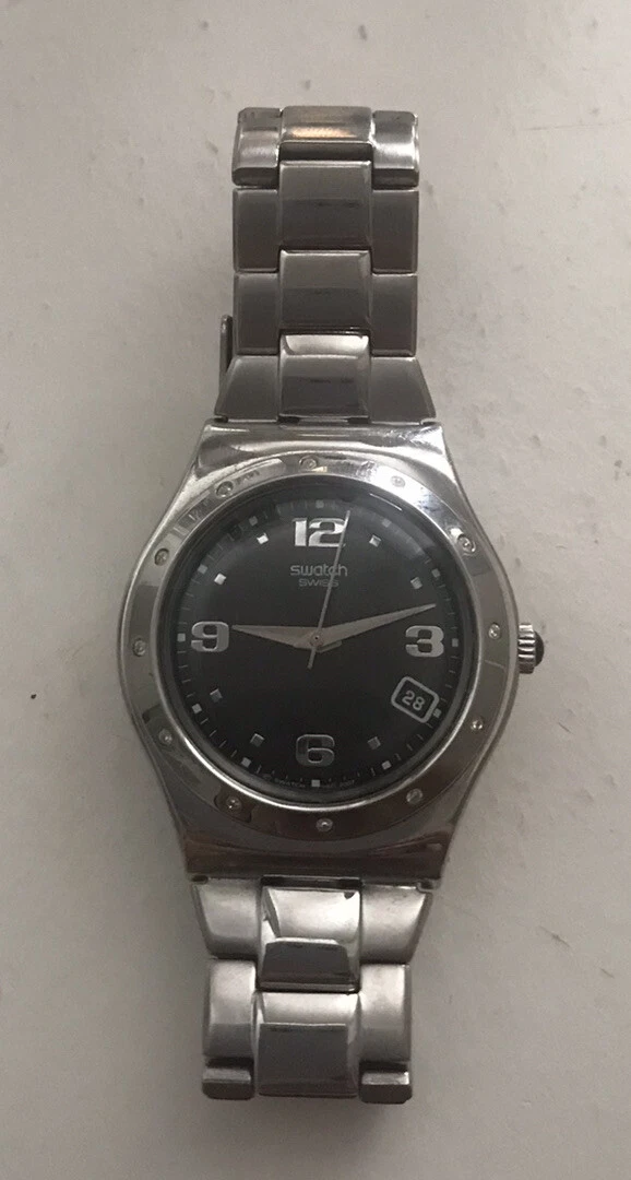 Swatch 2024 con brillantini