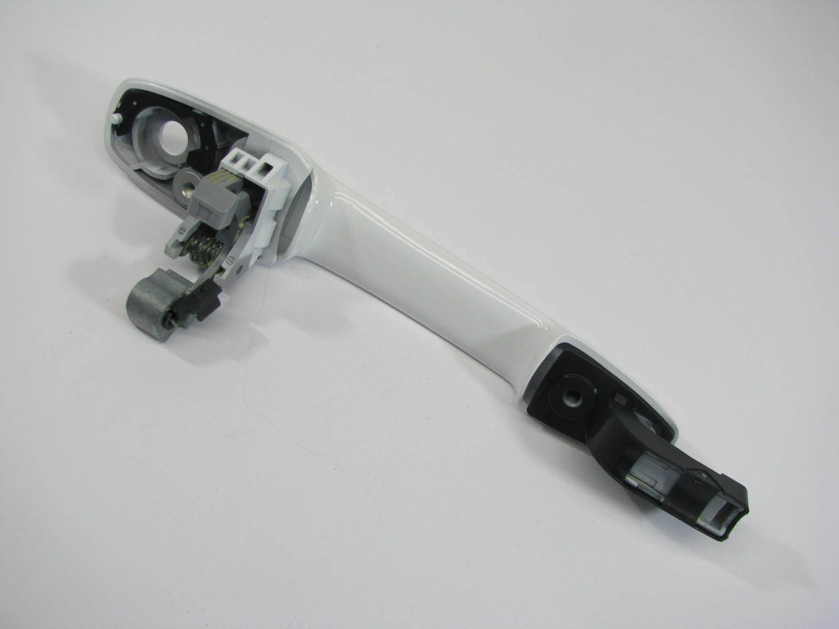 NEW - OEM Mazda GJ6E58410R-33 Front Right Outside Door Handle 2004