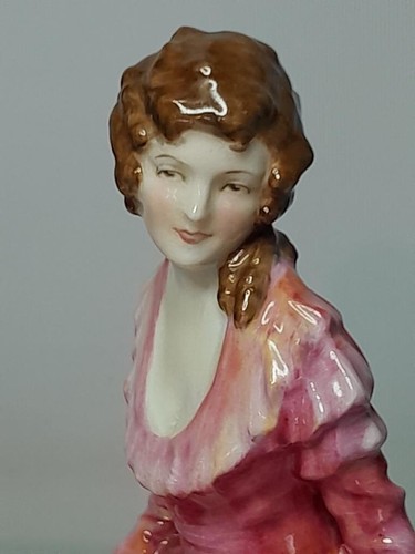 1933 Date Code Royal Doulton CHARMIAN Figurine 6.5" Tall HN 1568 L Harradine - Picture 2 of 8