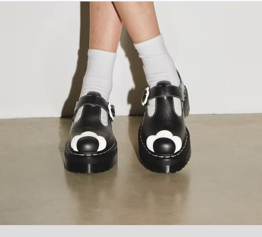 Dr. Martens Bethan ブラック US 7【箱付き】 Bethan Polished Smooth Leather Platform Shoes in Black | Dr
