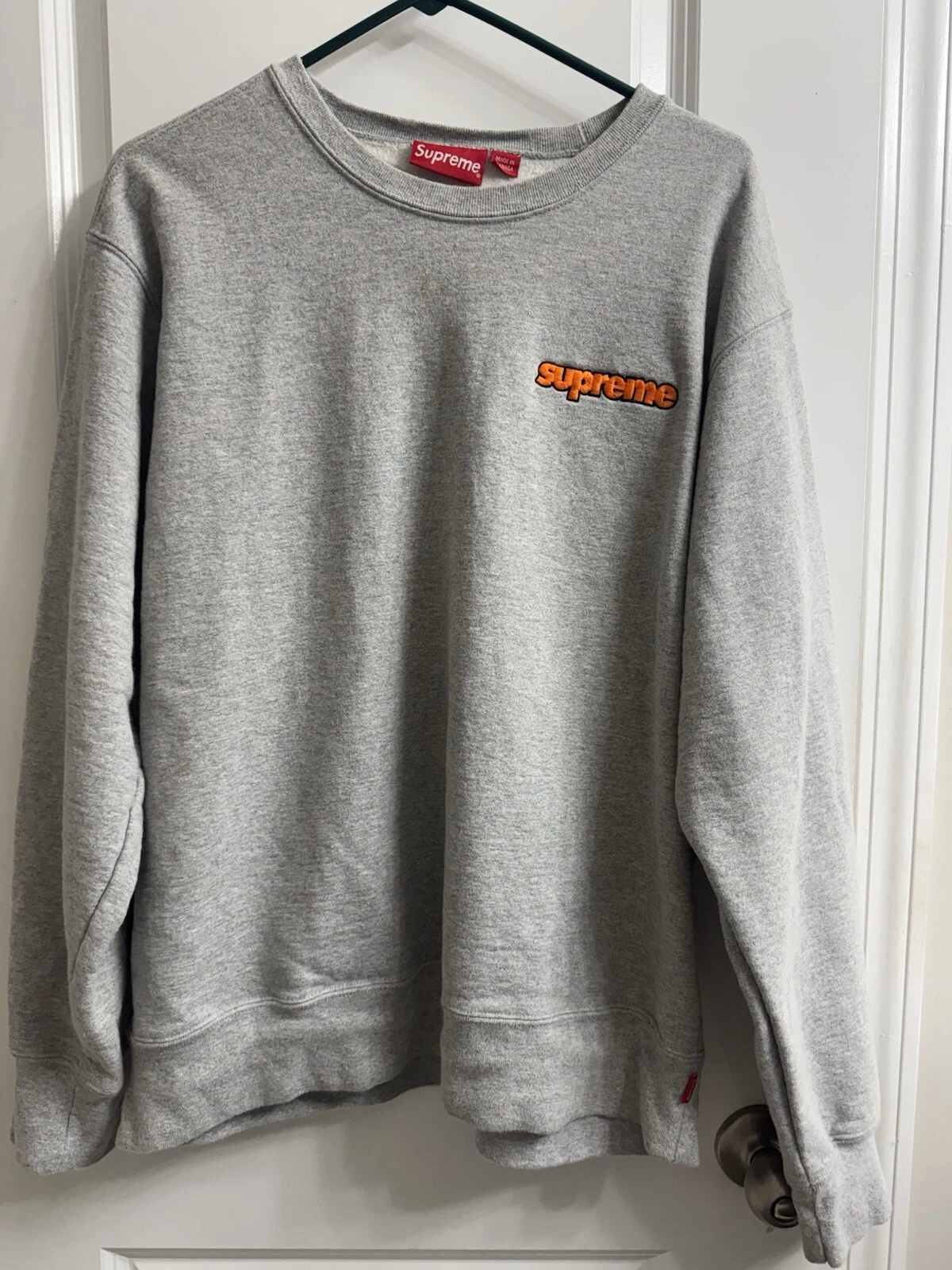 Sweat col rond gris suprême