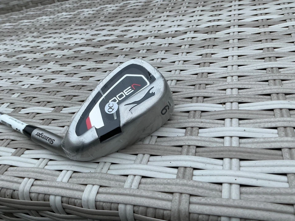 Slazenger Unisex V300 Steel Golf Club 9 Iron Right Hand  New - Image 2 of 4