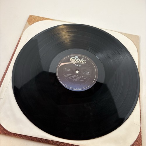 REO Speedwagon R.E.O. 1976 LP Vinyl Epic Records Vintage Classic Rock Album - Picture 8 of 11