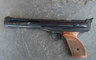 Daisy Power Line Model 717 Pump Air Pistol .177 Cal Parts/Repair Won't Hold Air