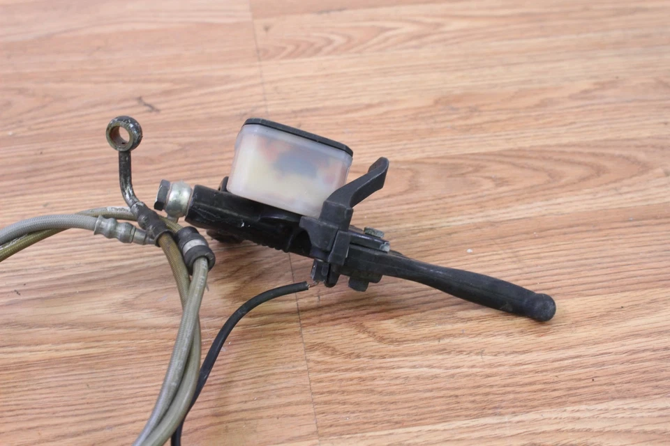 Mangueira de cilindro mestre de freio 2008 SKI-DOO SUMMIT 800 X 800R - Imagem 3 de 4