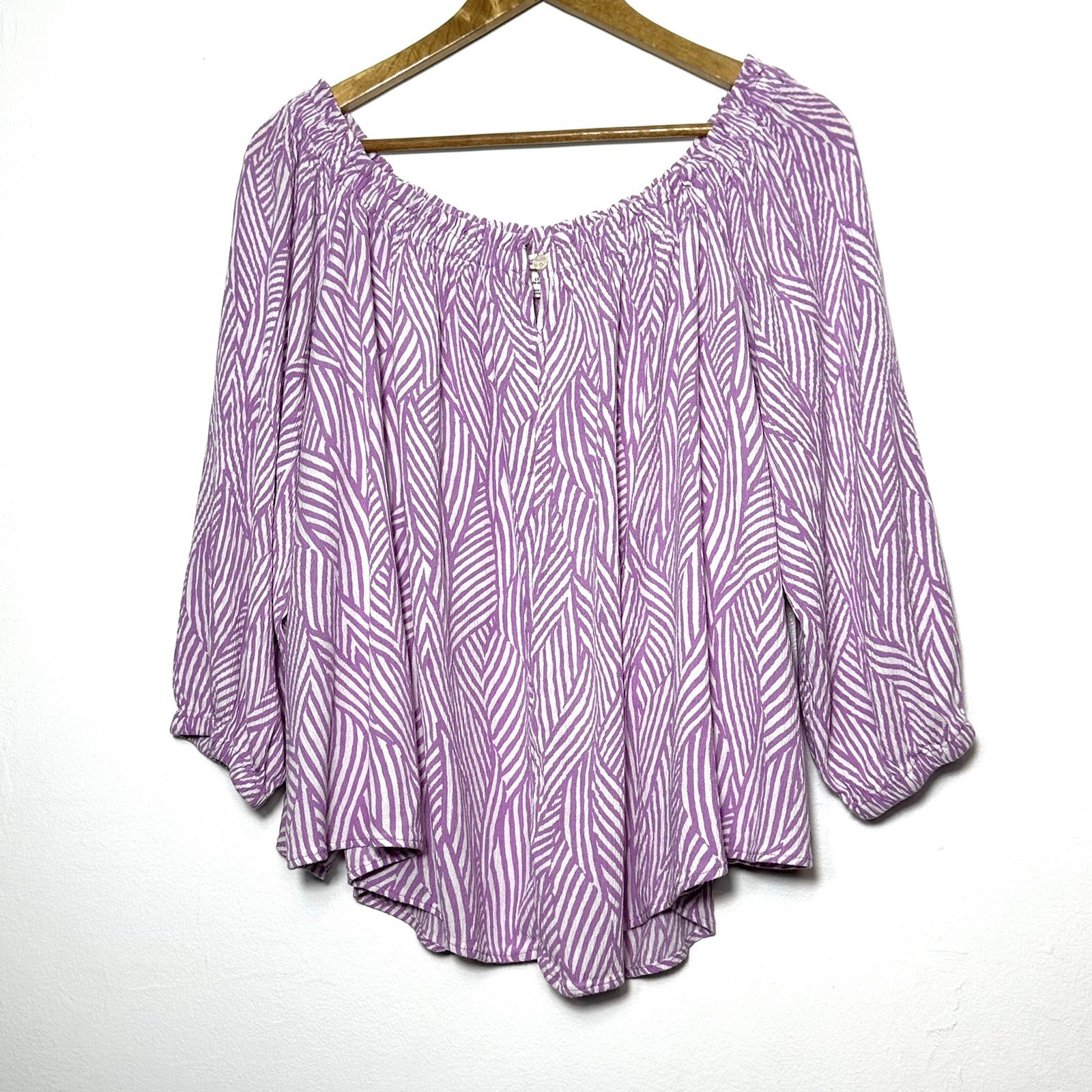 Terra & Sky Plus Shirt Women’s 1X Purple White Rayon Boho Off The Shoulder Top