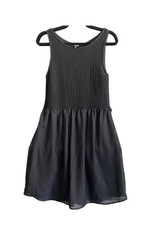 Guessβfor Girls Size X-Large Flowy Black MiniβDress.