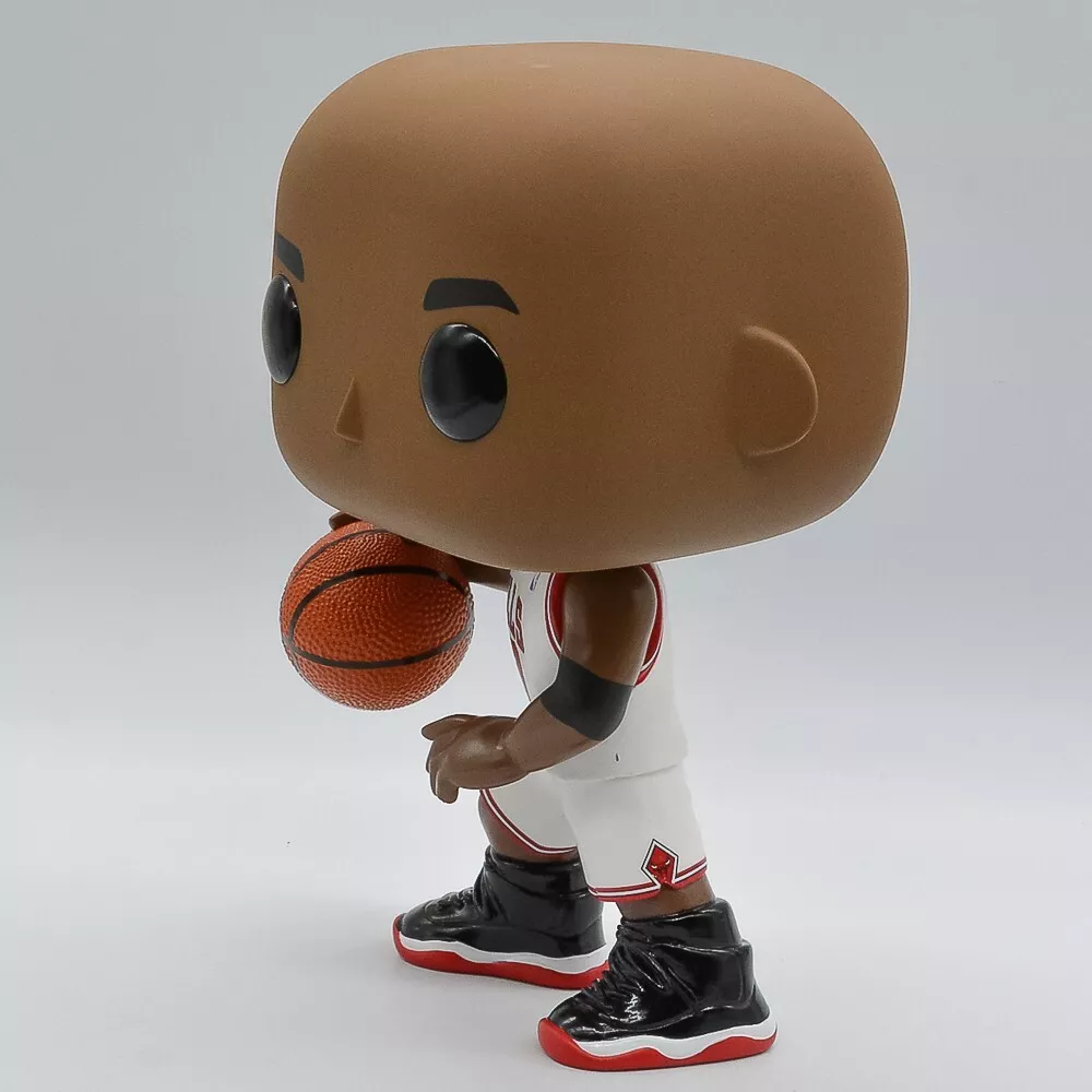 Funko Pop Resale! NBA Michael Jordan 10 Inch Foot Locker Exclusive White  Jersey #76