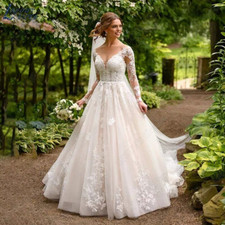 Elegant A-Line Wedding Dresses Long Sleeves Backless Lace Applique Bride Gowns