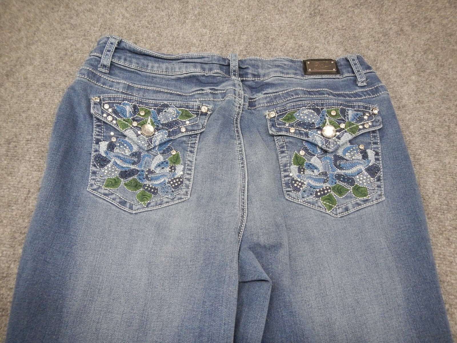 Earl Jeans Size 16 Slim Boot Floral Embroidered Bling Back Pockets Denim Blue eBay