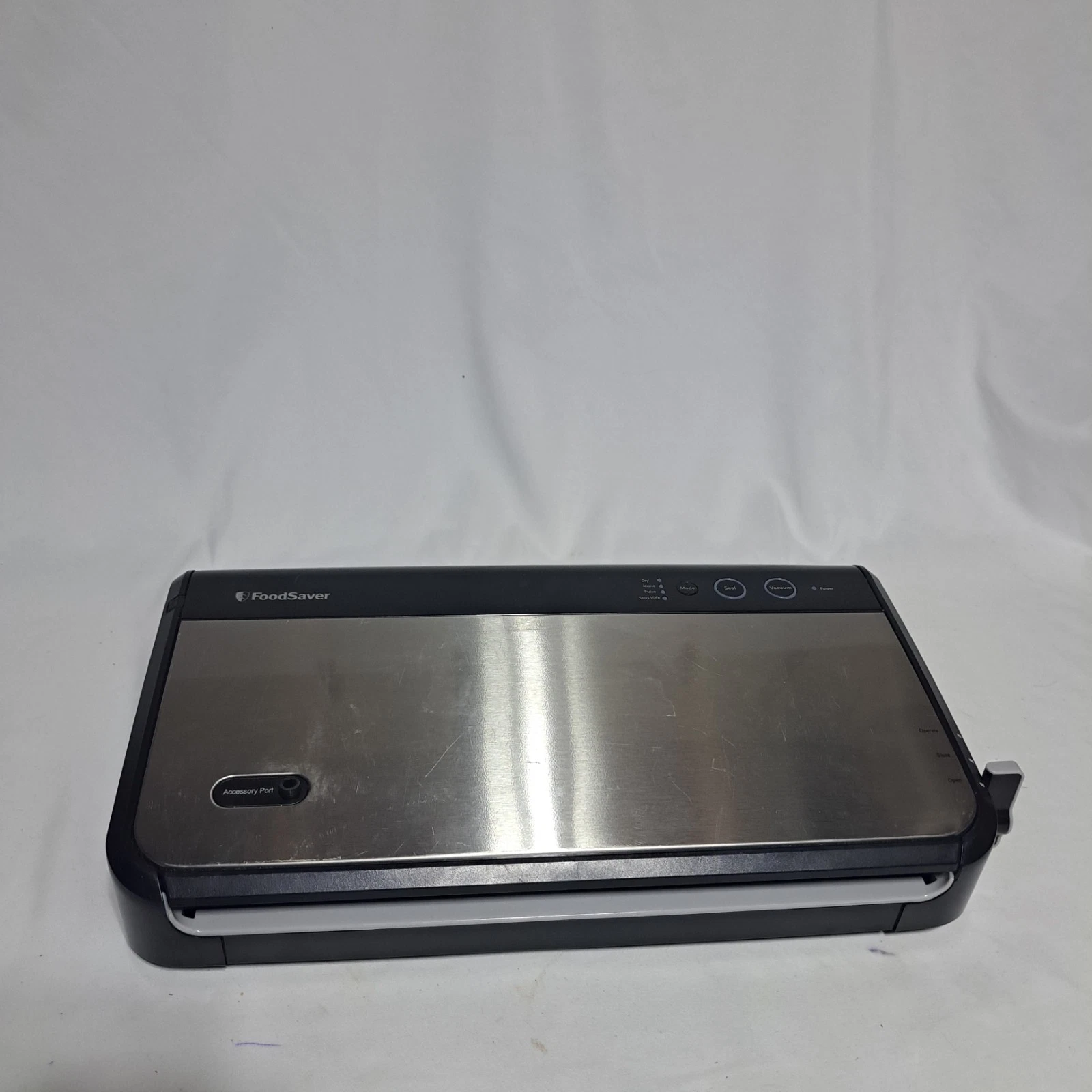 FoodSaver FM2435-ECR Silver Vacuum Sealing System with Handheld Sealer WORKS