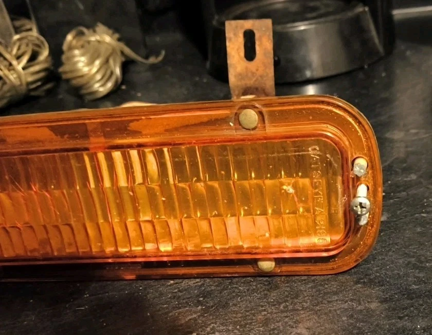 Parachoques delantero original GMC 1967-1972 señal de giro carcasa CATS EYE 9195 Foto 4 de 4