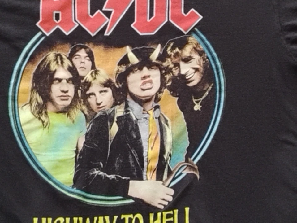 Vintage T-Shirt Hwy To Hell AC/DC Rock Band Picture XL Black Mens Y2K Style - Image 4 of 4