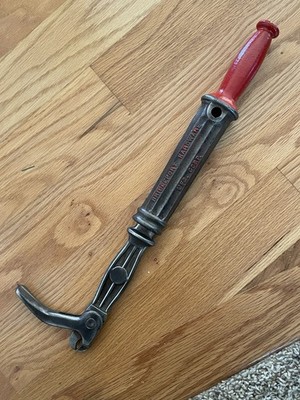 Antique Nail Puller   Retractable BRIDGEPORT TOOL ''Sure-Grip'' 56 Woodworking  US