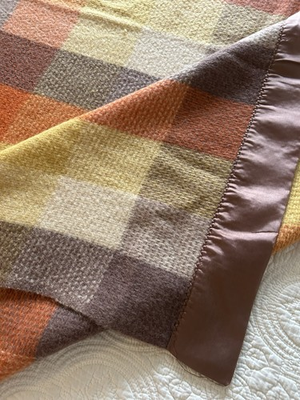 #ad Vintage North Star Wool Blanket 74x88 Satin Trim Large Nice Plaid Design $89.00