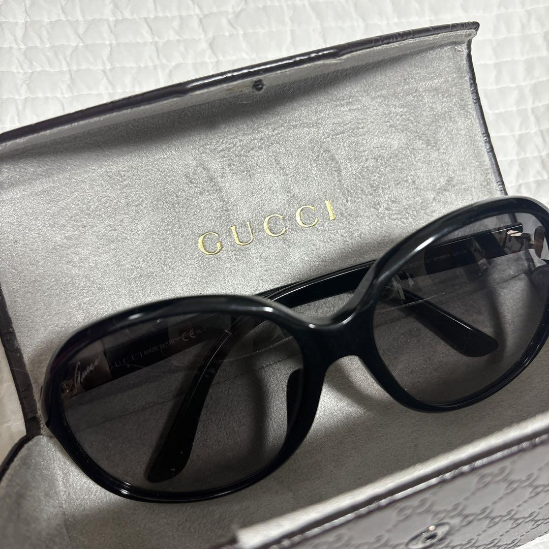 GUCCI Sunglasses Interlocking G Black Oversized Lens Gradient With