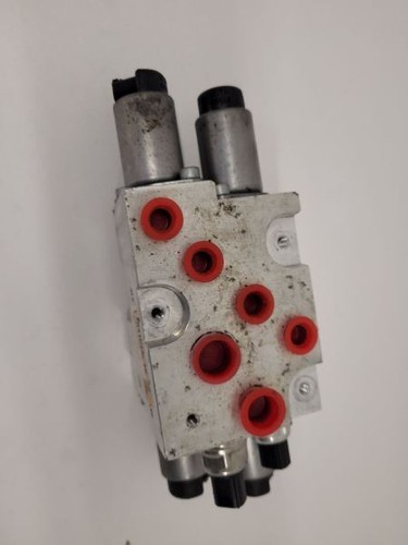 2007-2010 BMW X5 Dynamic Drive Suspension Valve Block PUMP 6782737