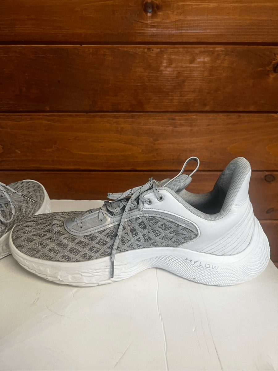 Under Armour Unisex Curry Flow 10 Team Sz 12.5 Mens Mod Gray  display picture 3