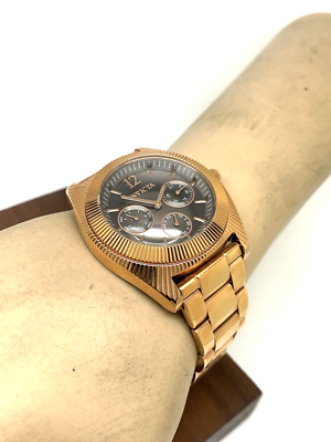 Invicta Women display picture 1