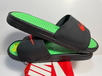 DS NEW 2013 NIKE BENASSI SOLARSOFT SOCCER SIZE 10 SOLAR OG SLIDE