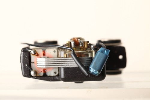 Märklin H0 Ersatzteil für BR E 141 015-8 DB Motor Getriebe Achs (301805) E5901E - Bild 3 von 4