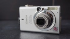Canon IXUS 400 4.0MP Digital Camera - Silver