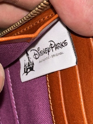 Disney Dooney & Bourke - Beauty and the Beast Stained Glass Wrislet Wallet - Picture 10 of 12