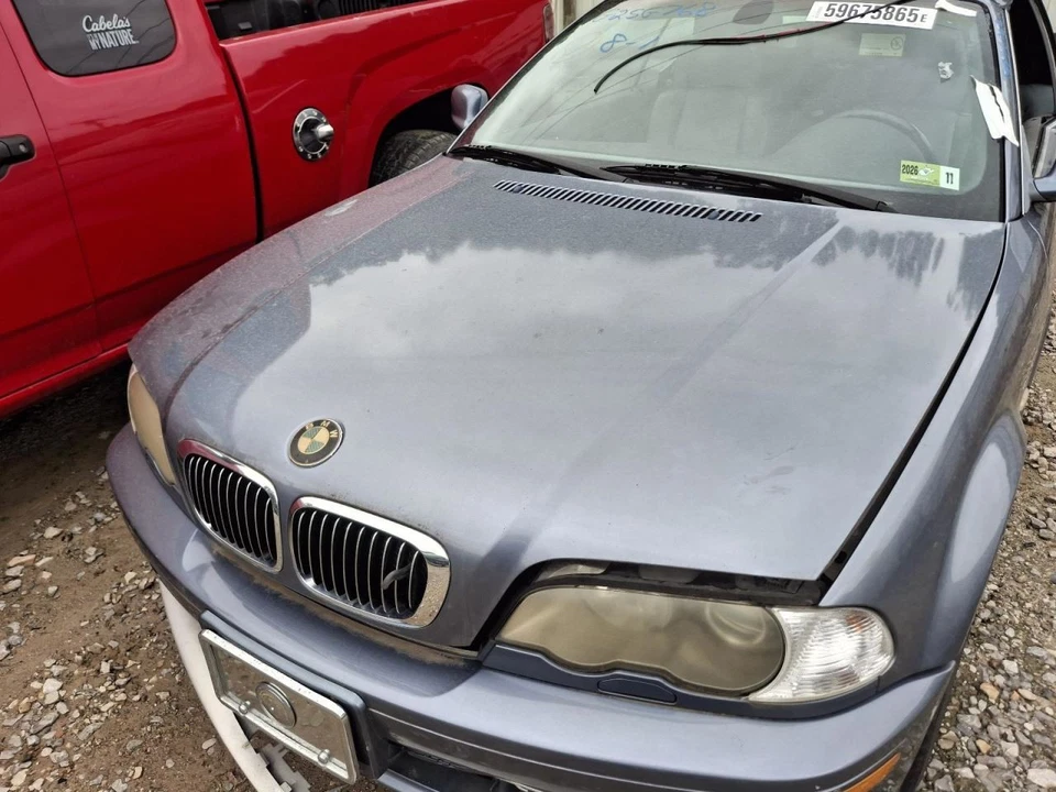 BMW 330CI 2002 caja de fusibles tracción trasera 3,0 L OEM pieza usada 111 k millas 25G768 Foto 3 de 4