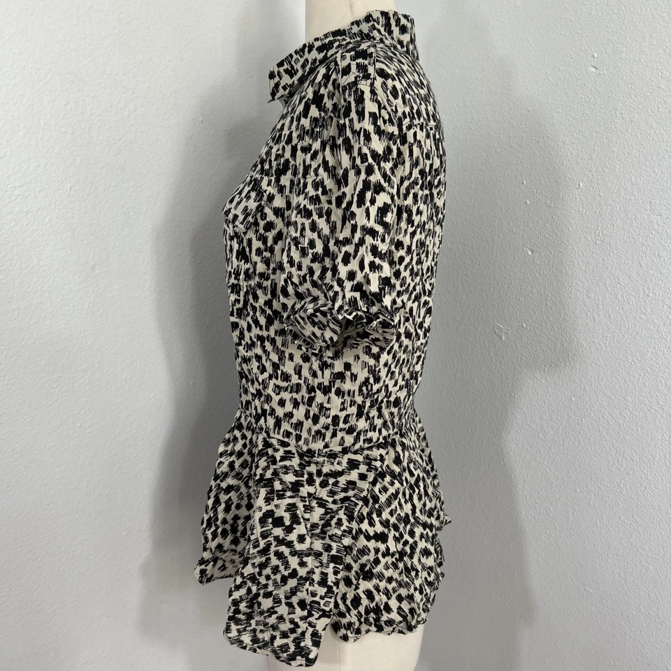 Blusa Burberry Brit para mujer 8 estampado animal peplum preppy Foto 2 de 4