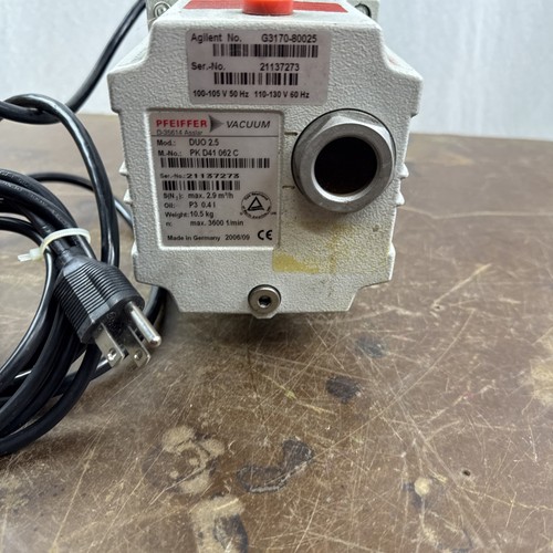 Agilent Pfeiffer D-35614 ASSLARDUO 2.5 Vacuum Pump PK-D41-062-C - Picture 8 of 11