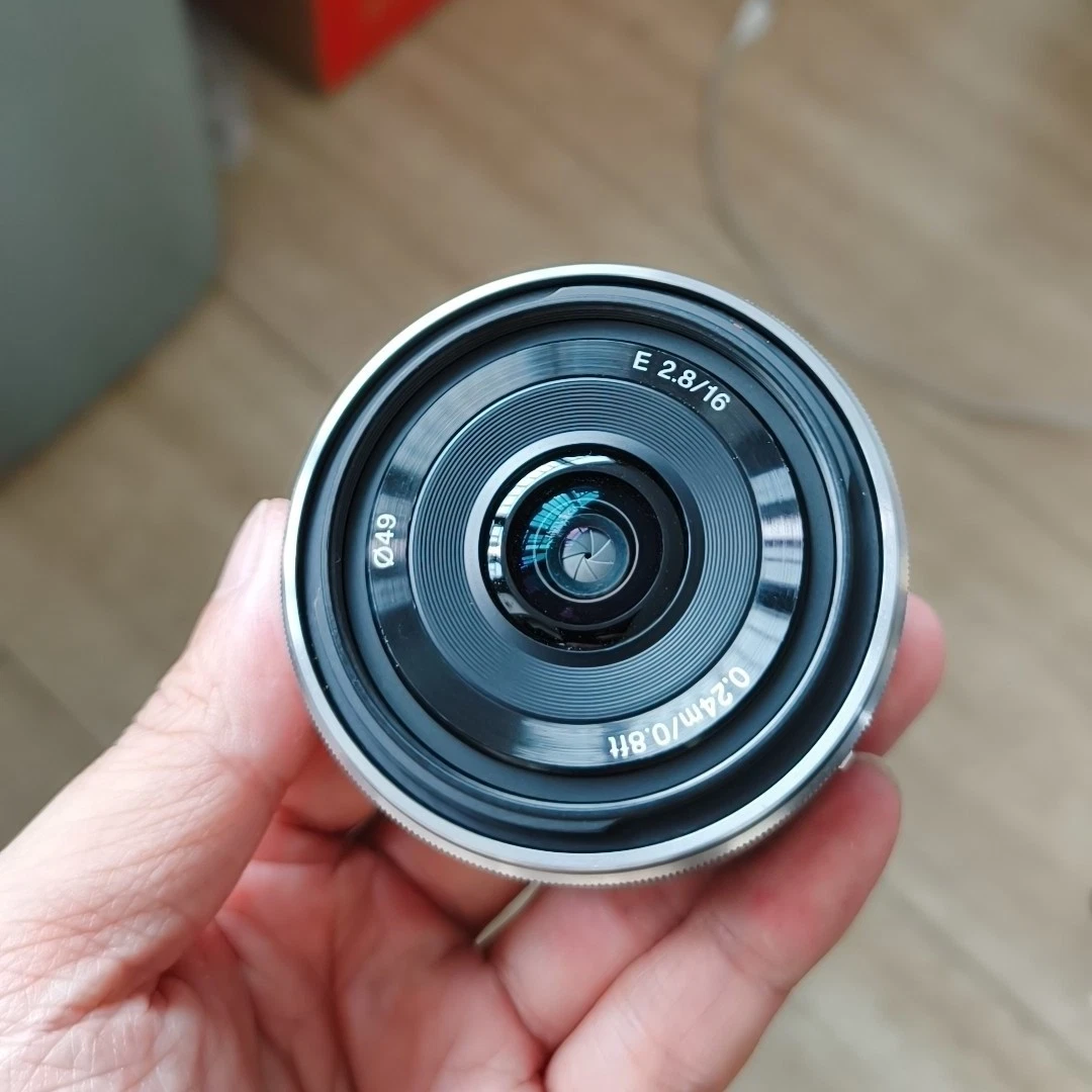 25+ Sony E-Mount f/2.8 Camera Lenses 16mm Focal for sale | Updated