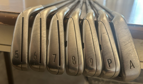 Left-Handed TaylorMade M4 2021 Iron Set - 5-PW, AW - Regular Flex Graphite -Used