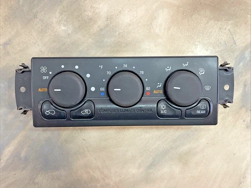 2002 Cadillac Escalade AC Heater Climate Control OEM 15072169