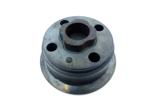 Audi Q3 8U 2,0 TDI Motor Kurbelwelle Riemenscheibe 04L105215A erst 3456 km !